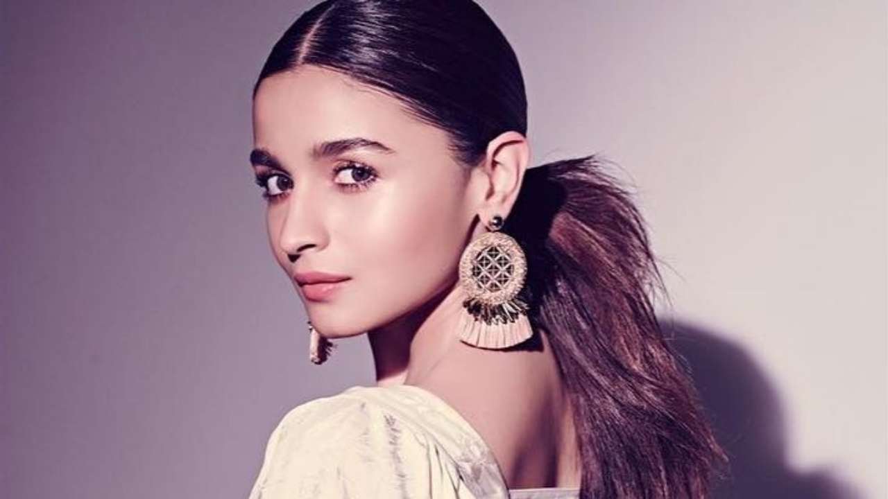 'Sadak 2': Alia Bhatt records a scratch version of a romantic song for ...