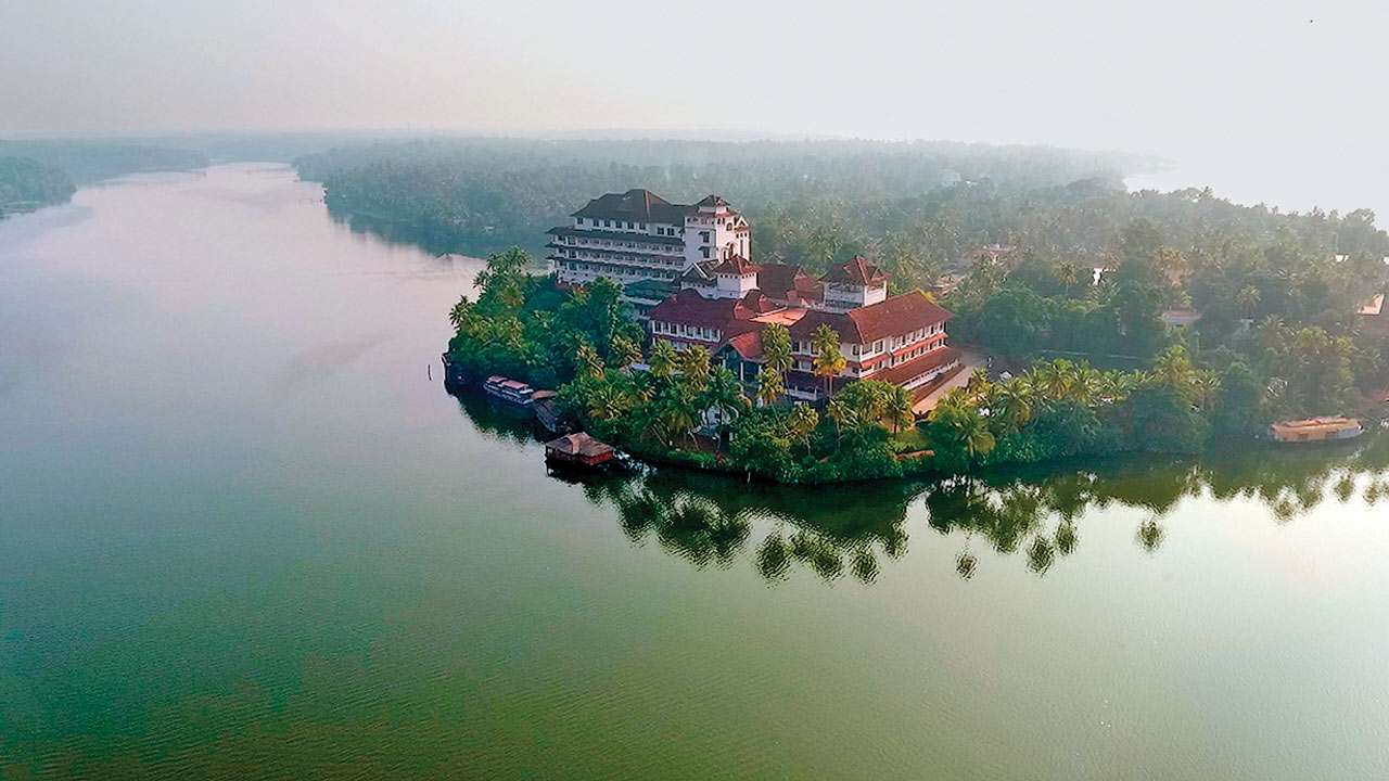 Ashtamudi Lake, Kerala