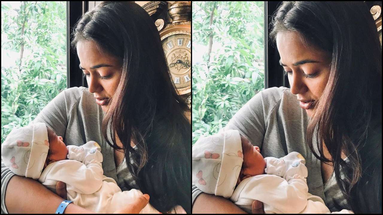 'We prayed for a baby girl and we are blessed!', Sameera Reddy shares a cute photo with her daughter