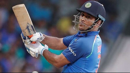 Speculation over Dhoni's retirement