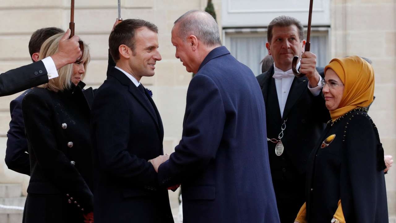 French President Macron and his wife Brigitte Macron welcome Turkey's President Tayyip Erdogan
