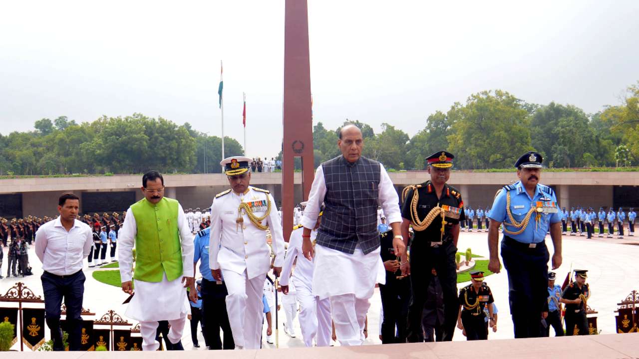 Rajnath Singh pays tribute