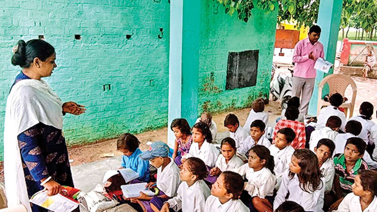 In Bihar  school  6 classes with 300 kids study in one big hall