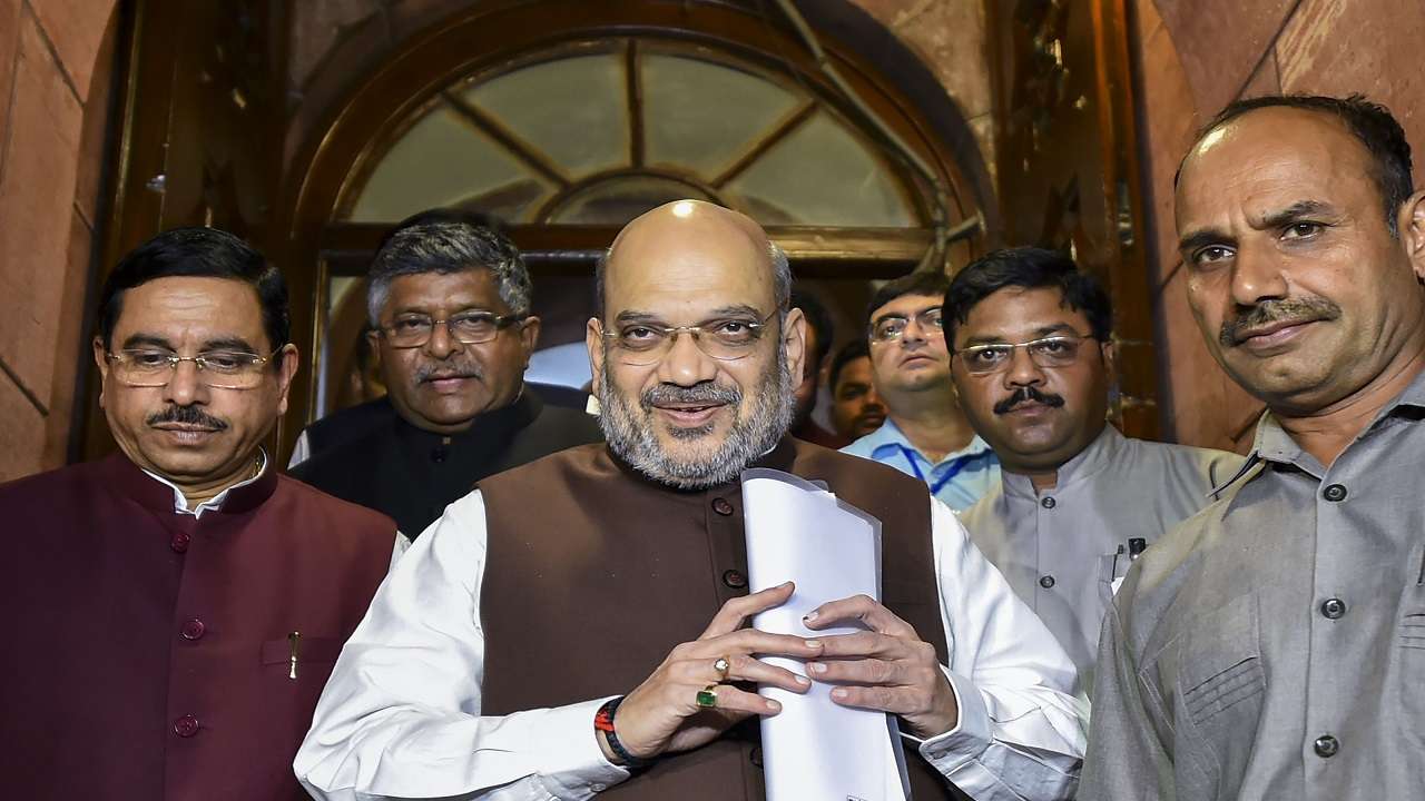 Those who want continuation of Article 370 were befooling Kashmiri youth: Amit Shah