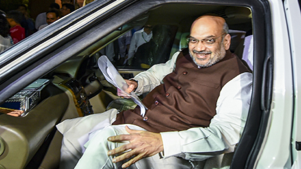 Parties with separatist ideology have vested interest to continue Article 370: Amit Shah