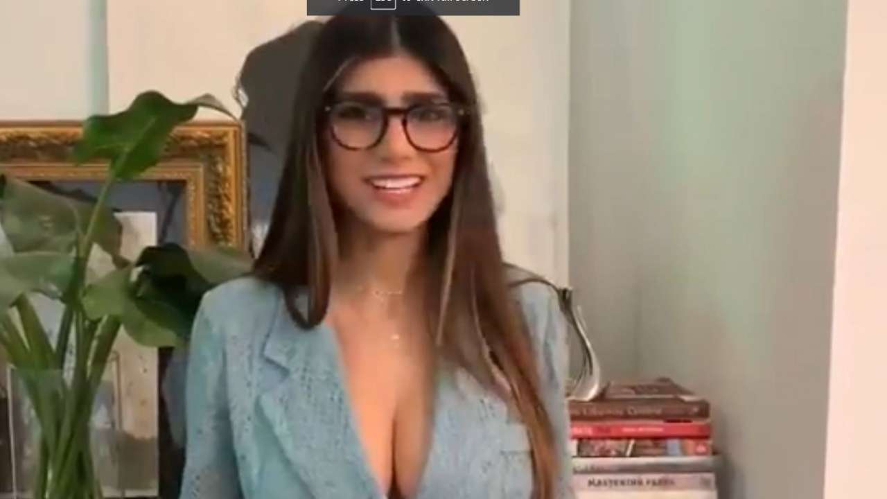 Xxx Photo Of Kriti Sanon - OMG: Mia Khalifa just revealed she only made Rs 8.5 lakh as a porn star