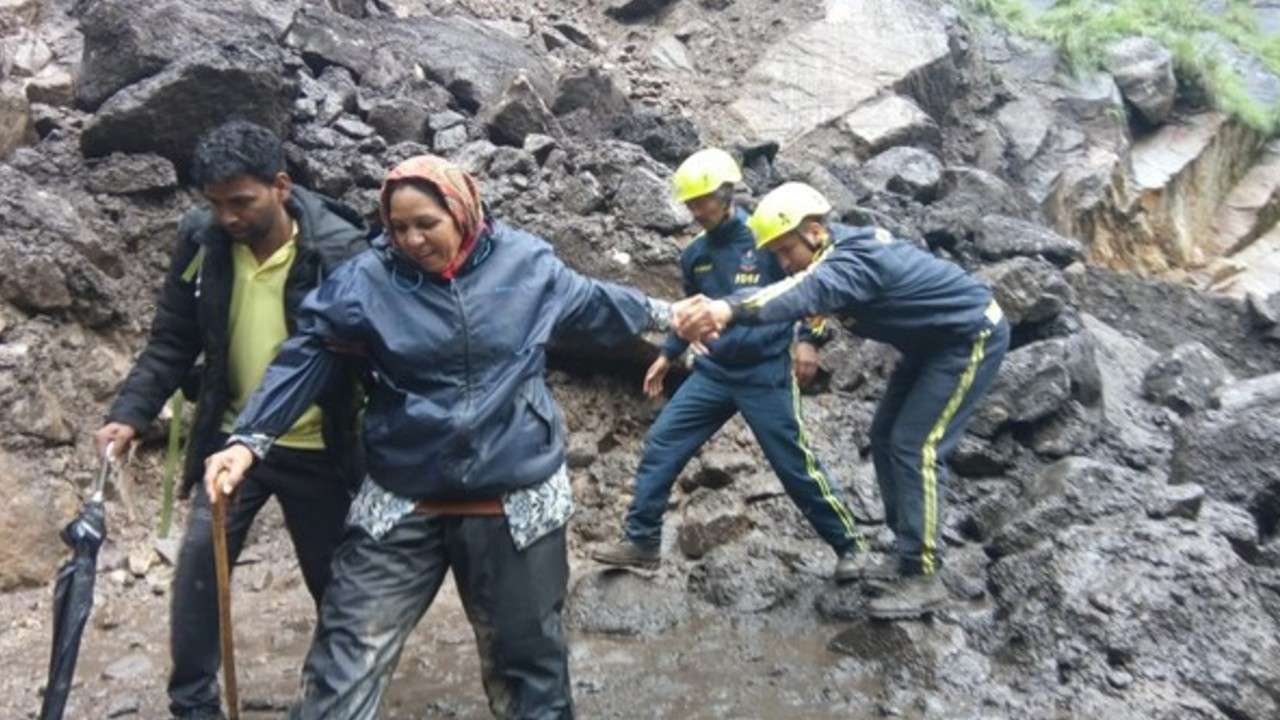 Uttarakhand SDRF extends all support to Mansarovar pilgrims