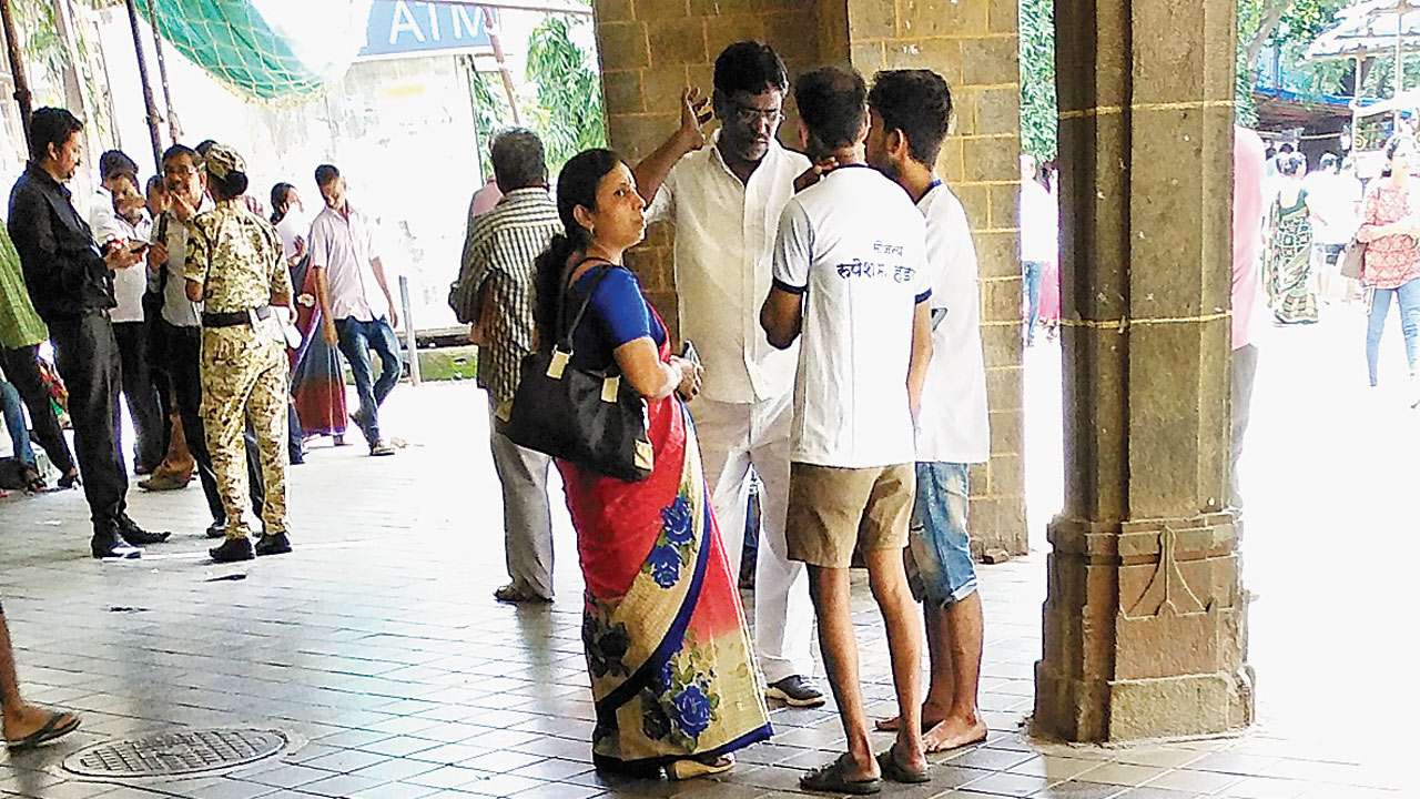 Mumbai: Injured Govinda shifted to ICU, condition improves