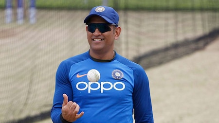 'Looks like Dhoni won’t be seen in India colours till December'
