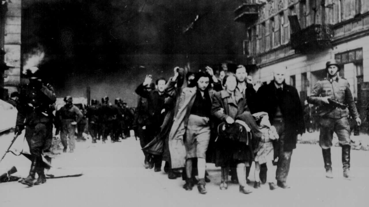 Jewish civilians: