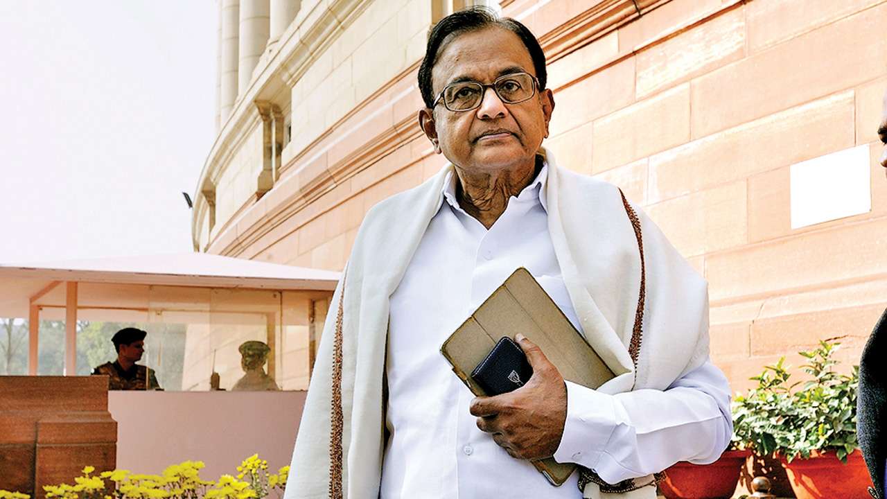 'Upar se order hai': CBI HQ fortified to keep off officers, scribes 'close' to P Chidambaram