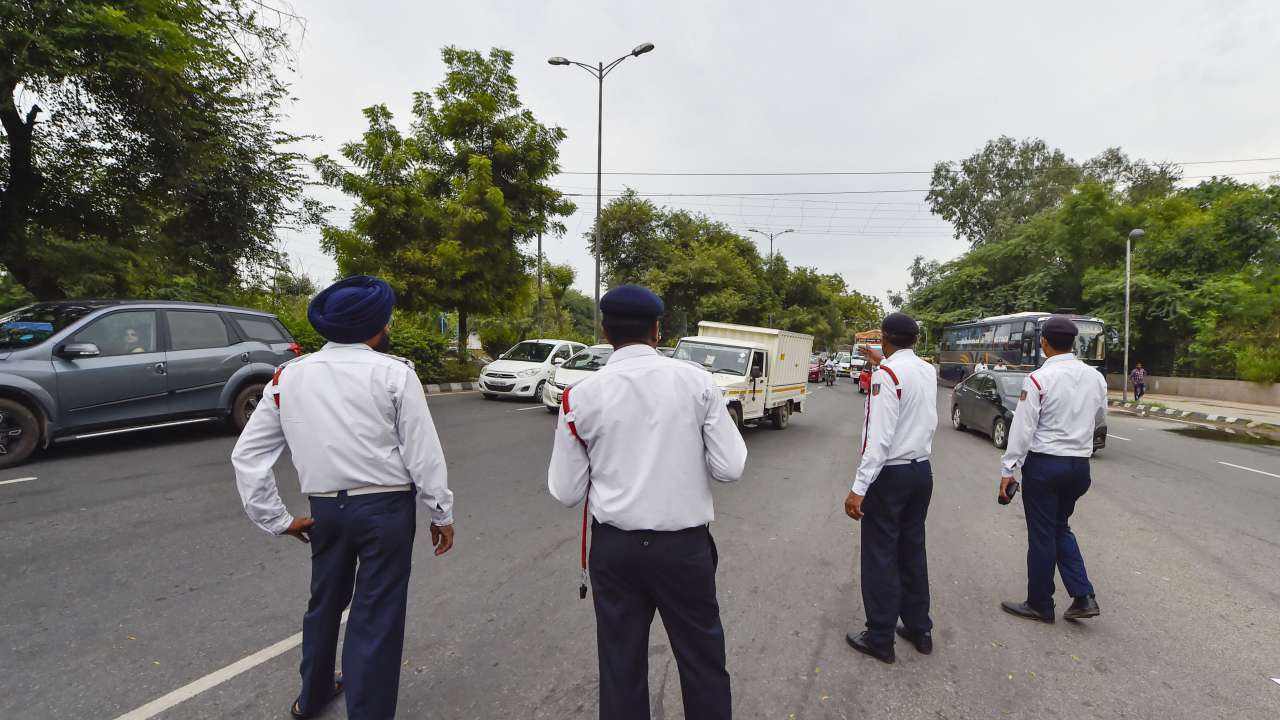 Delhi Traffic Cops Will Have To Pay Double Fine If Found Violating