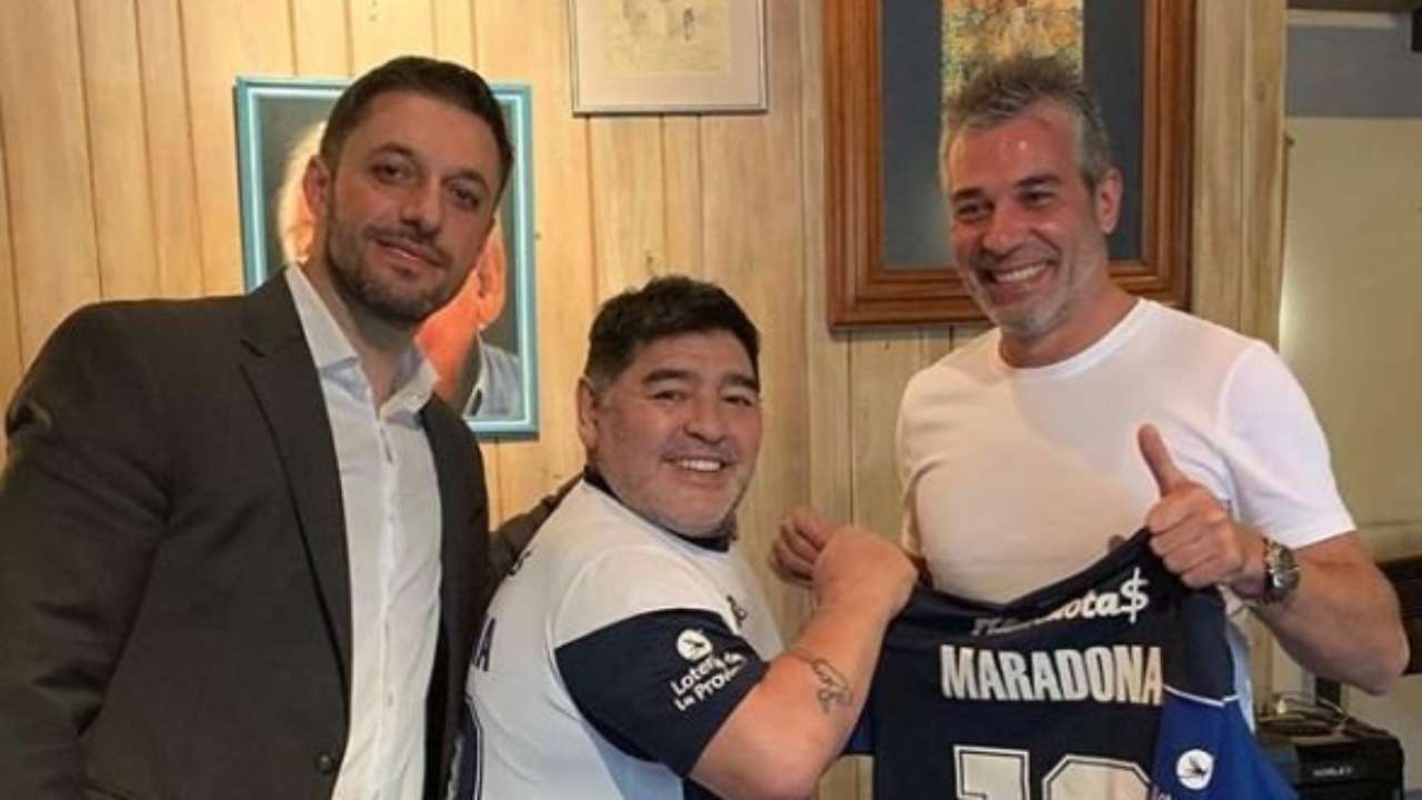 Diego Maradona to coach Argentine club Gimnasia y Esgrima