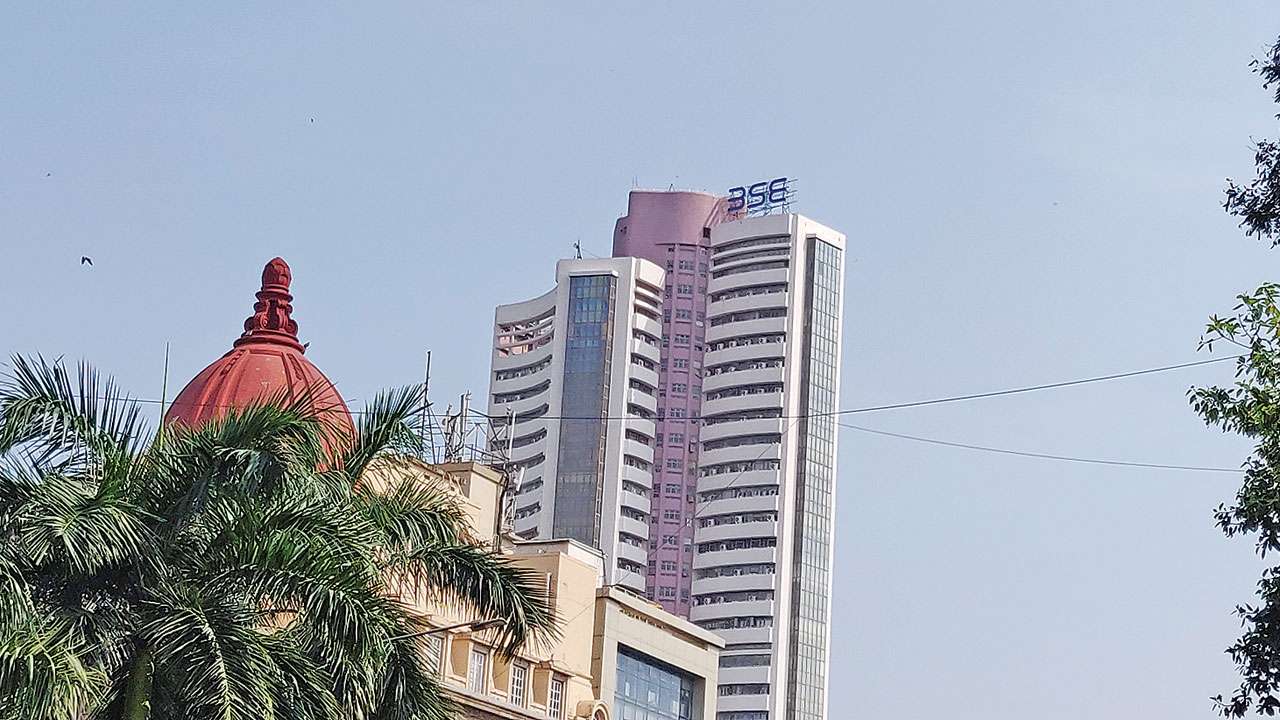 FM’s economic booster may charge up D-St bulls