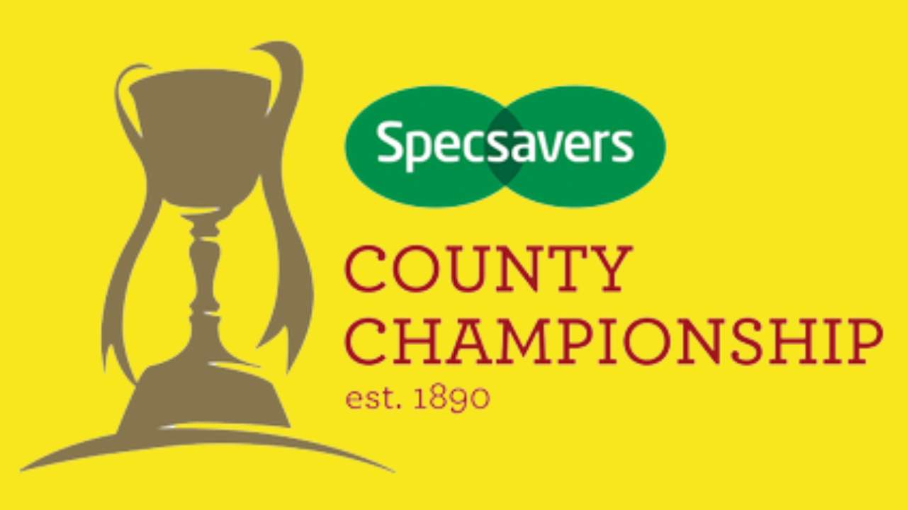 County Championship Essex Poised For Victory Against Sussex - k9vdnj6