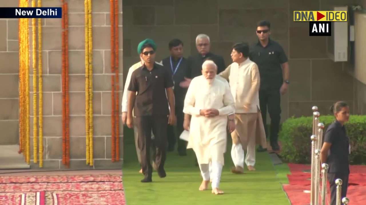 PM Modi pays tribute to Mahatma Gandhi, Lal Bahadur Shastri on their ...