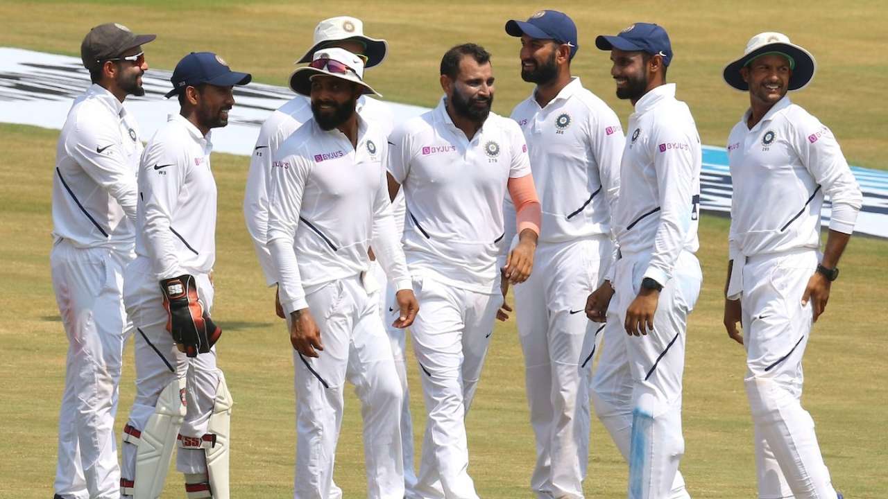 Shami completes a brilliant five-for as India win by 203 runs