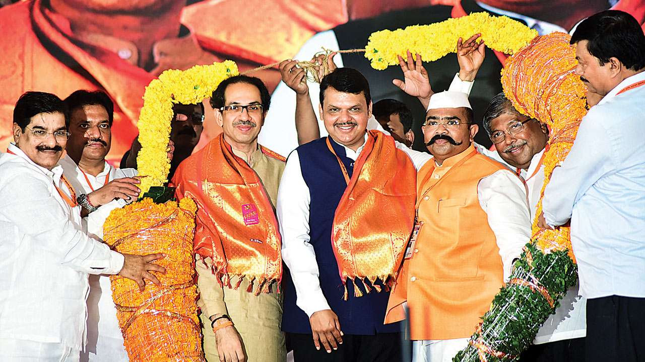 Maharashtra Assembly polls: BJP, Shiv Sena rebels try to carve out of each others' vote pie