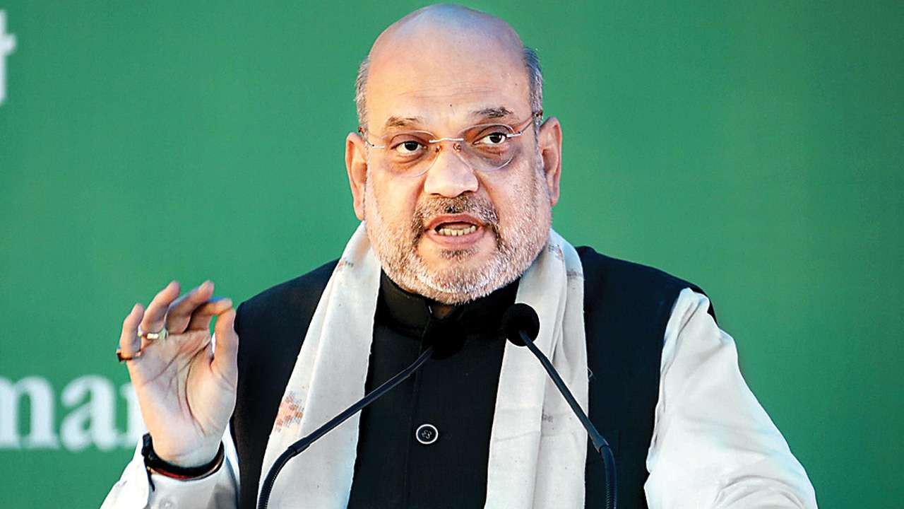Amit Shah tells partymen to launch outreach program in Kashmir