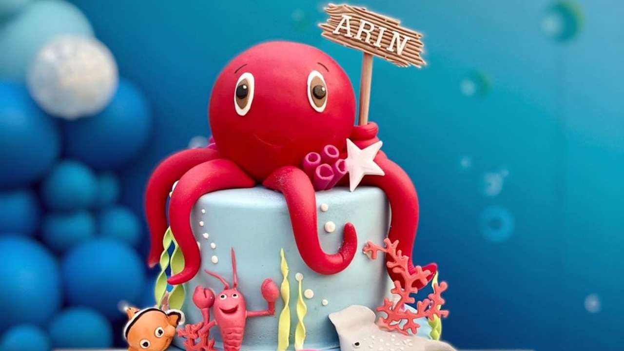 Aqua Mermaid Birthday Cake (4) | Baked by Nataleen