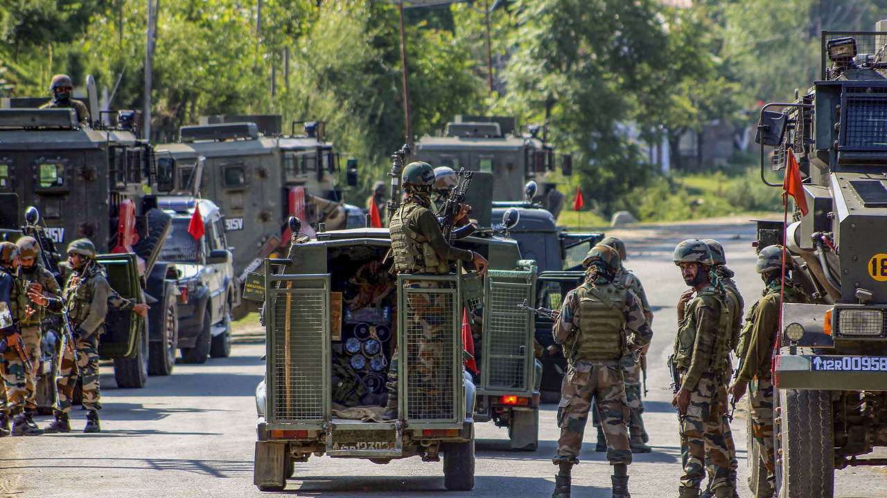 J&K: Terrorist Killed, Two Trapped After Encounter Breaks Out In Bandipora