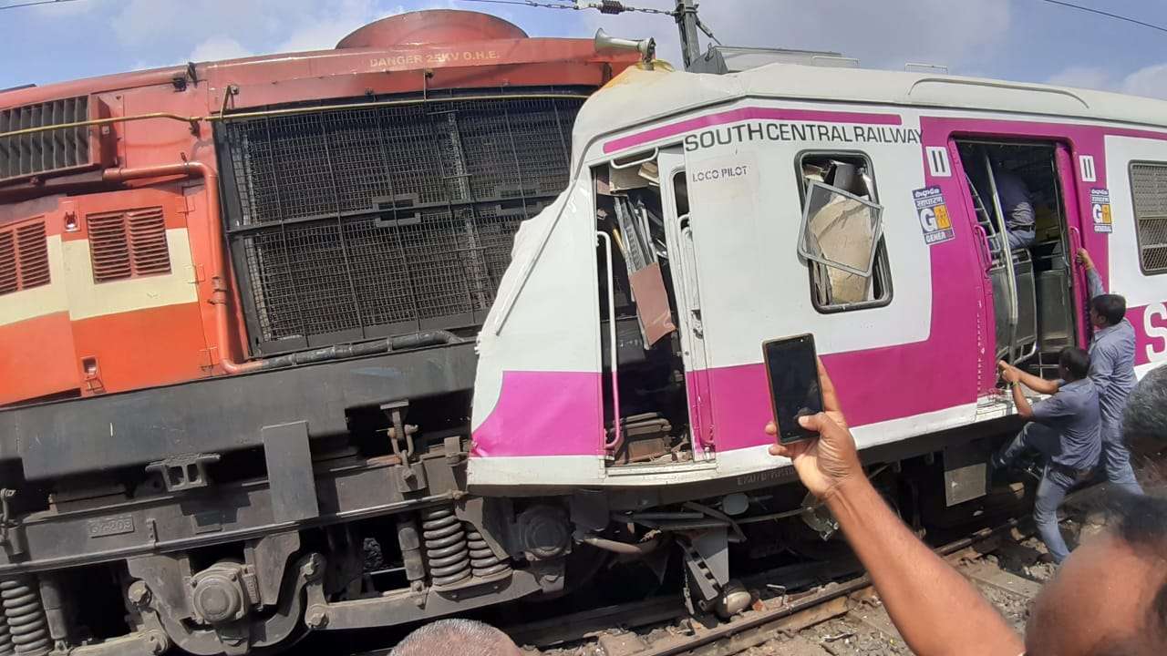 Hyderabad 12 Injured As Two Trains Collide At Kachiguda Railway Station Loco Pilot Still Trapped It is operated by the south central railway zone of indian railways. 12 injured as two trains collide at