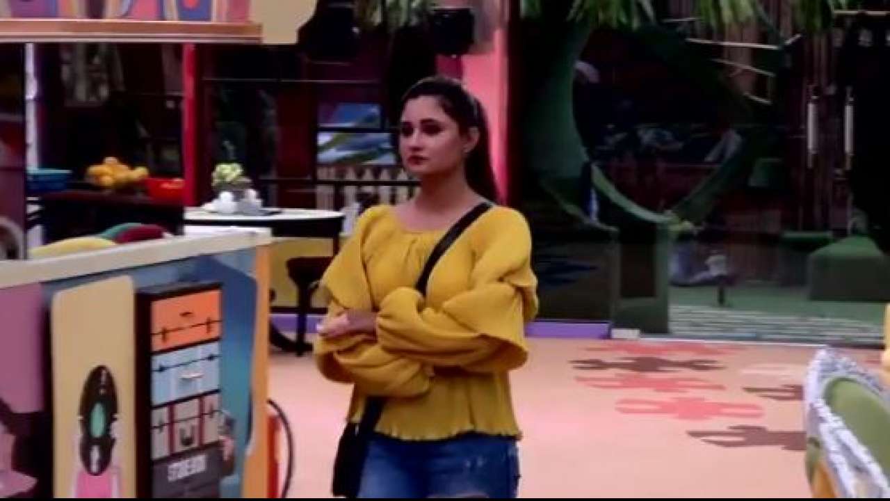 Rashami supărat Rashami upset