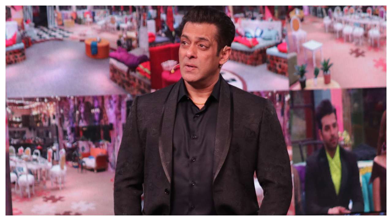 Housemates feel guilty after watching Salman Khan clean the house