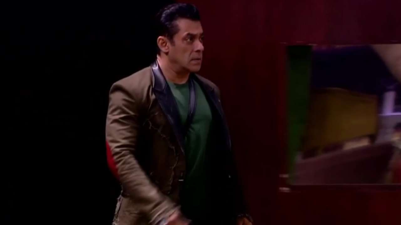 Salman Khan condemns violent behaviour of housemates while they laugh it off