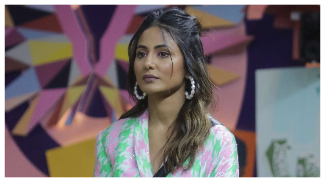 Hina Khan enters the Bigg Boss house