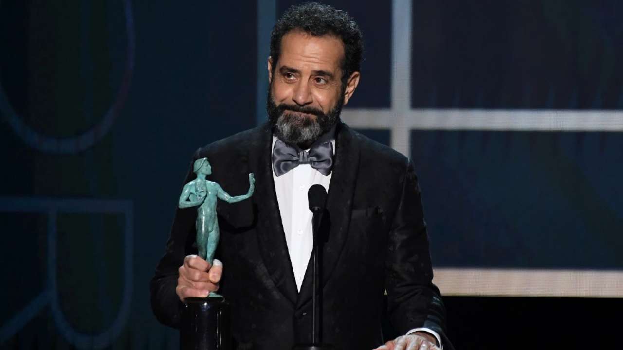Performance exceptionnelle d'un acteur masculin dans une série comique - Tony Shalhoub Performance exceptionnelle d'un acteur masculin dans une série comique - Tony Shalhoub
