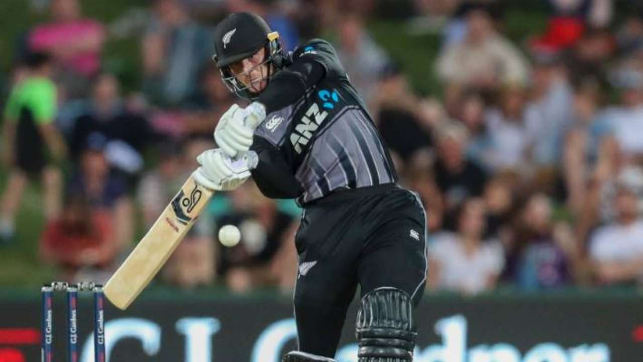 Jasprit Bumrah sends Martin Guptill back for 2