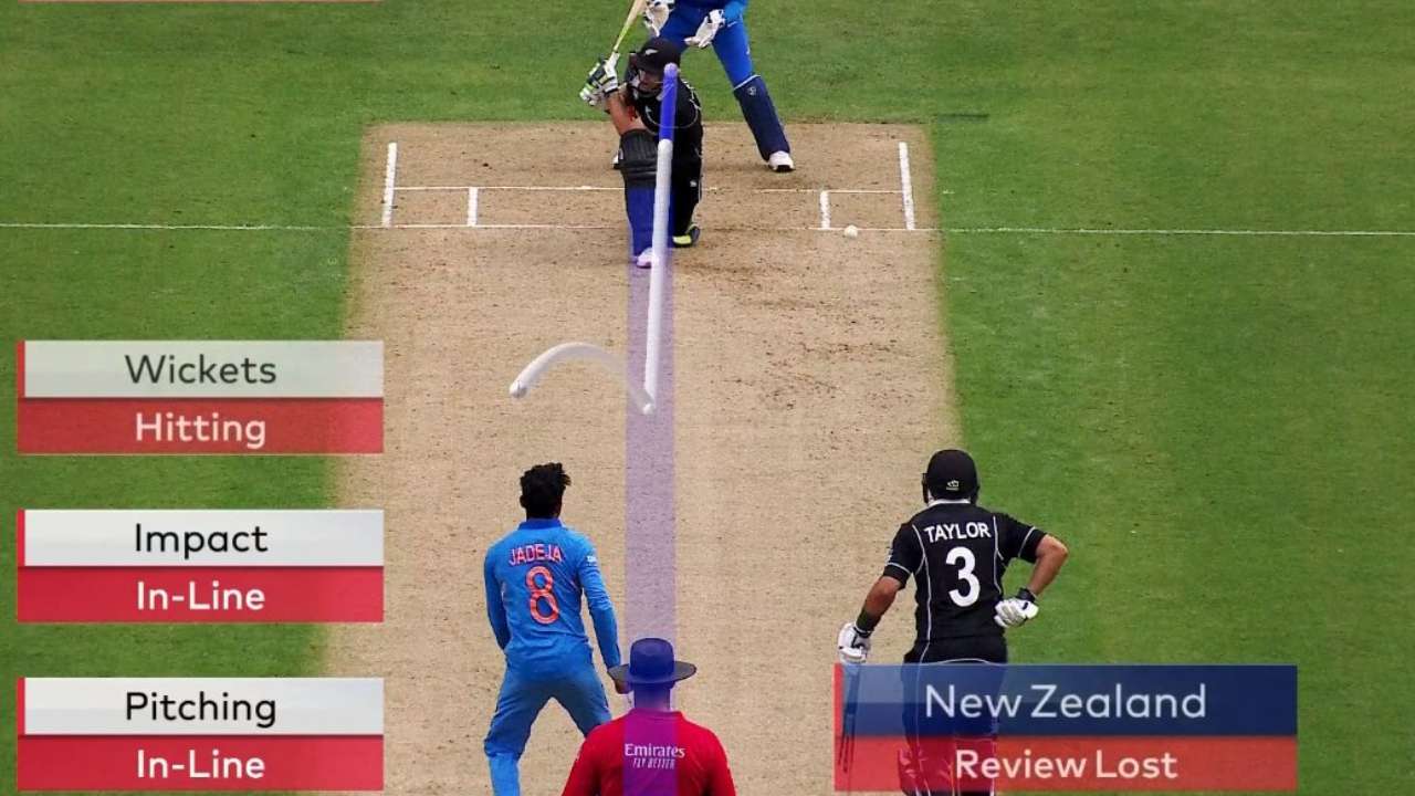 Tom Latham dismissed by Ravindra Jadeja