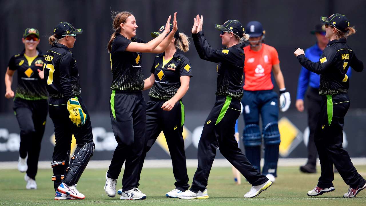 Australia women rip out England