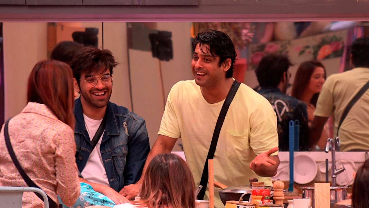 kandidat Charlotte Bronte Blive opmærksom Bigg Boss 13' February 11, 2020, Written Update: Rajat Sharma accuses Asim  Riaz of gaining sympathy from audiences