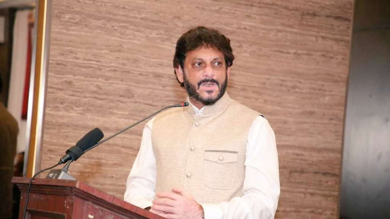 '15 crore 100 ke upar bhaari hain' AIMIM leader's speech sparks row