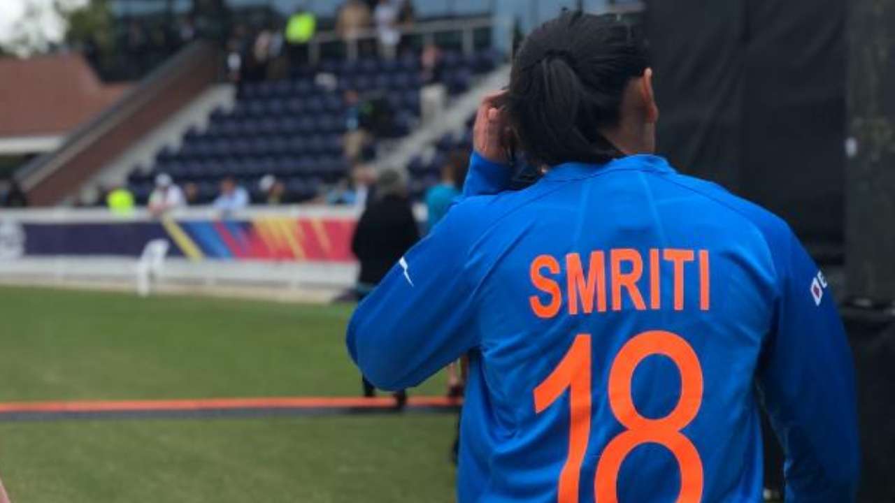 Smriti Mandhana Jersey Number : She pursued her bachelors in commerce