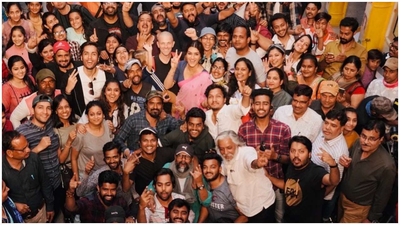 Kriti Sanon wraps up 'Mimi' shoot with heart-warming note, says 'this one’s too close to my heart'