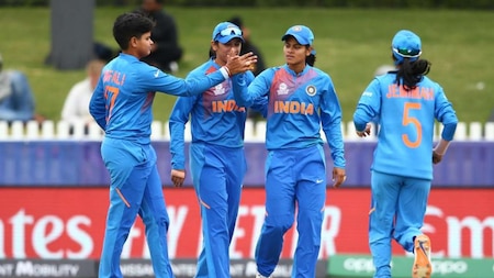 India vs New Zealand: Won by 3 runs