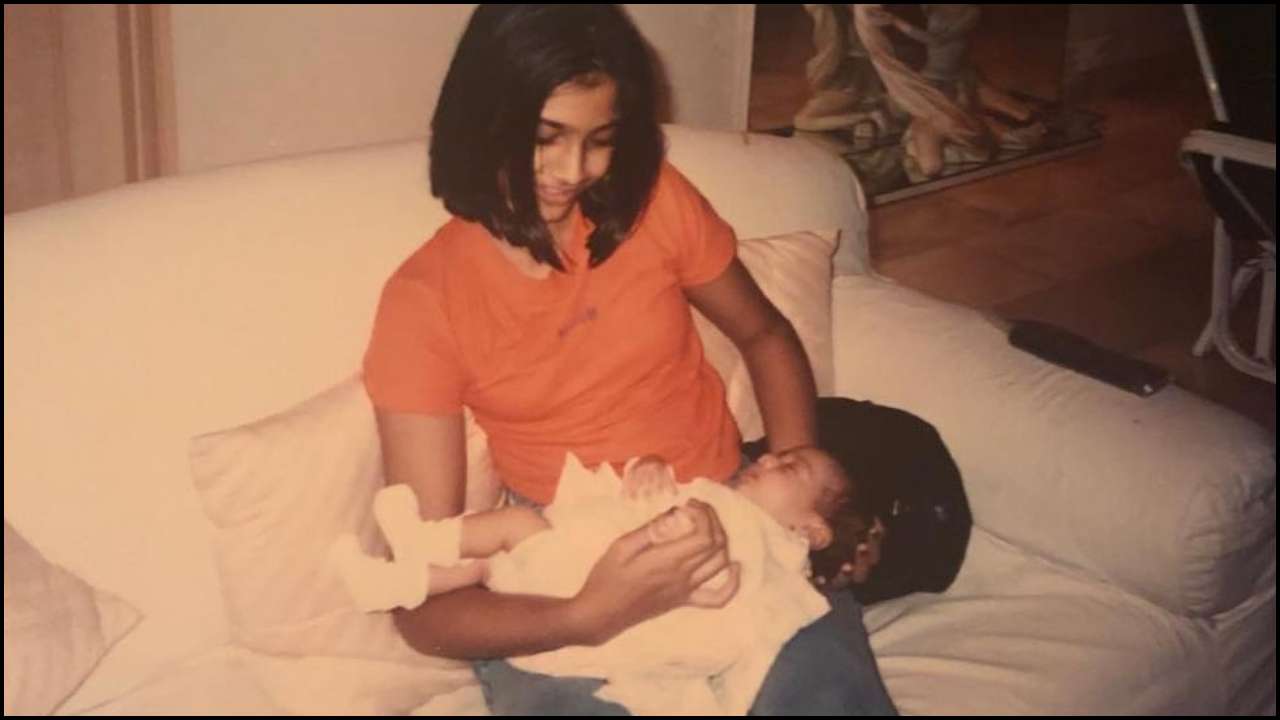 When baby Janhvi Kapoor slept on Sonam K Ahuja