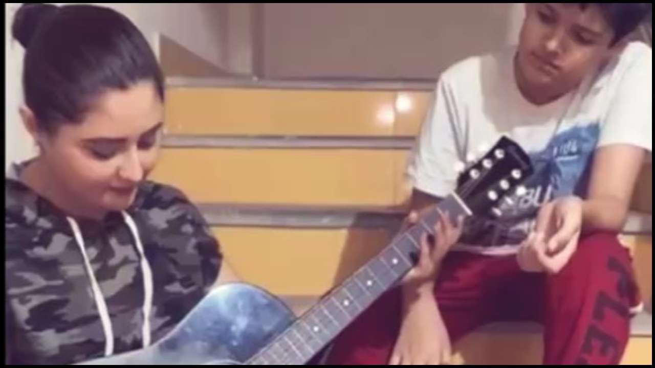 Rashami Desai's nephew gives her guitar lessons, videos goes viral