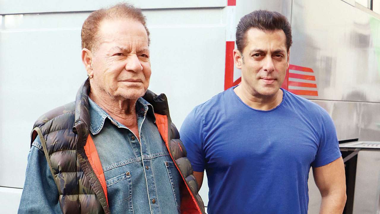 As Salman Khan issues angry warnings to fans for flouting lockdown, Salim Khan admits to taking walks in public 