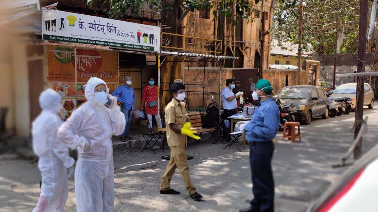 Healthcare workers in a red zone in Mumbai