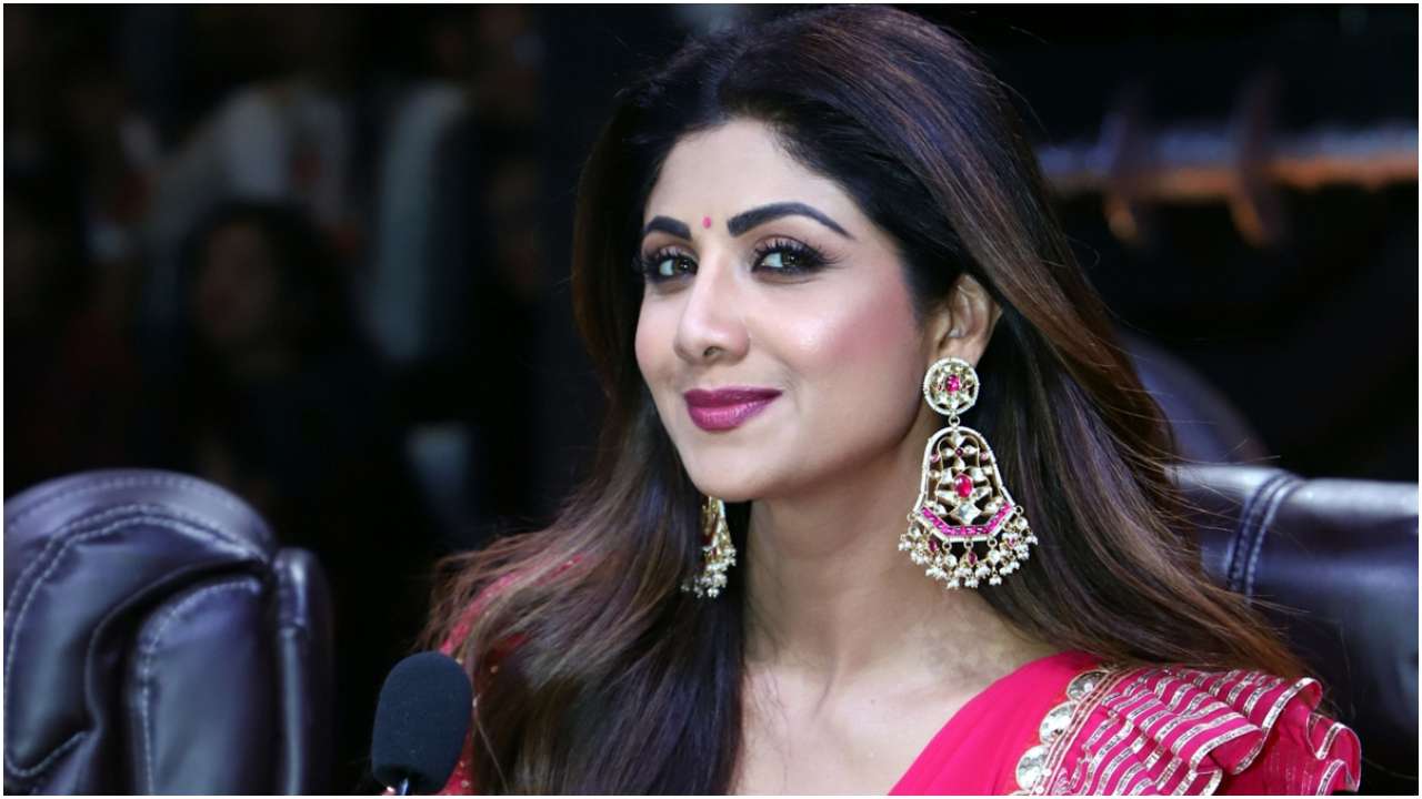 Shilpa Shetty's New Haircut Is Bold And Sassy, Watch Video
