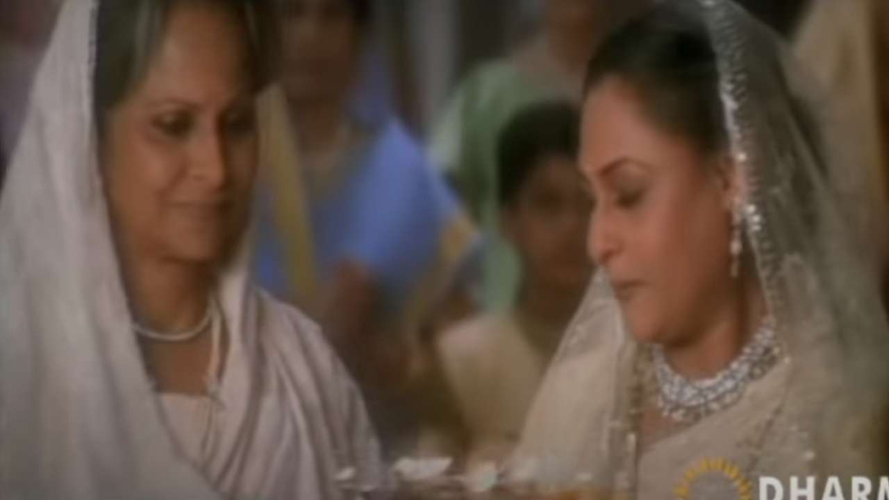 Did you know Waheeda Rehman was roped in to play Amitabh Bachchan's mother in Karan Johar's 'Kabhi Khushi Kabhie Gham'?