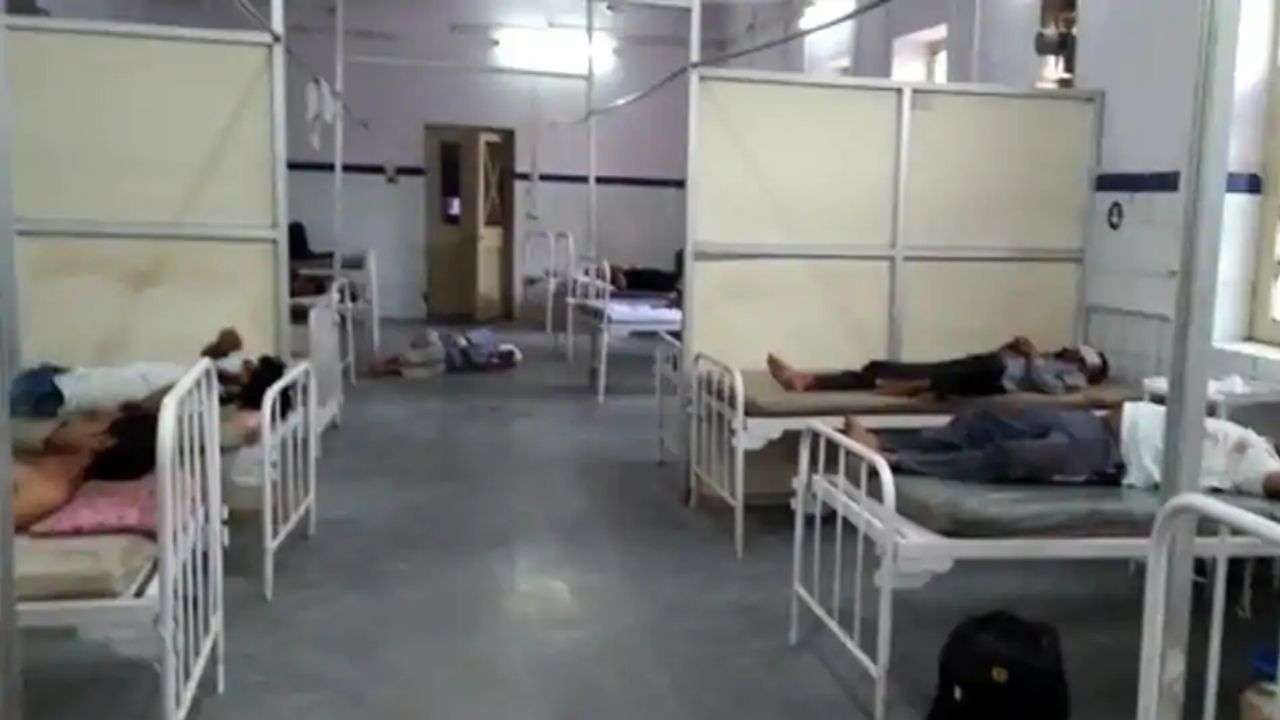 8 migrant workers dead, 54 injured