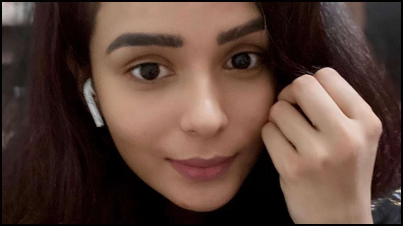 Sonal Vengurlekar calls out producer for not paying her