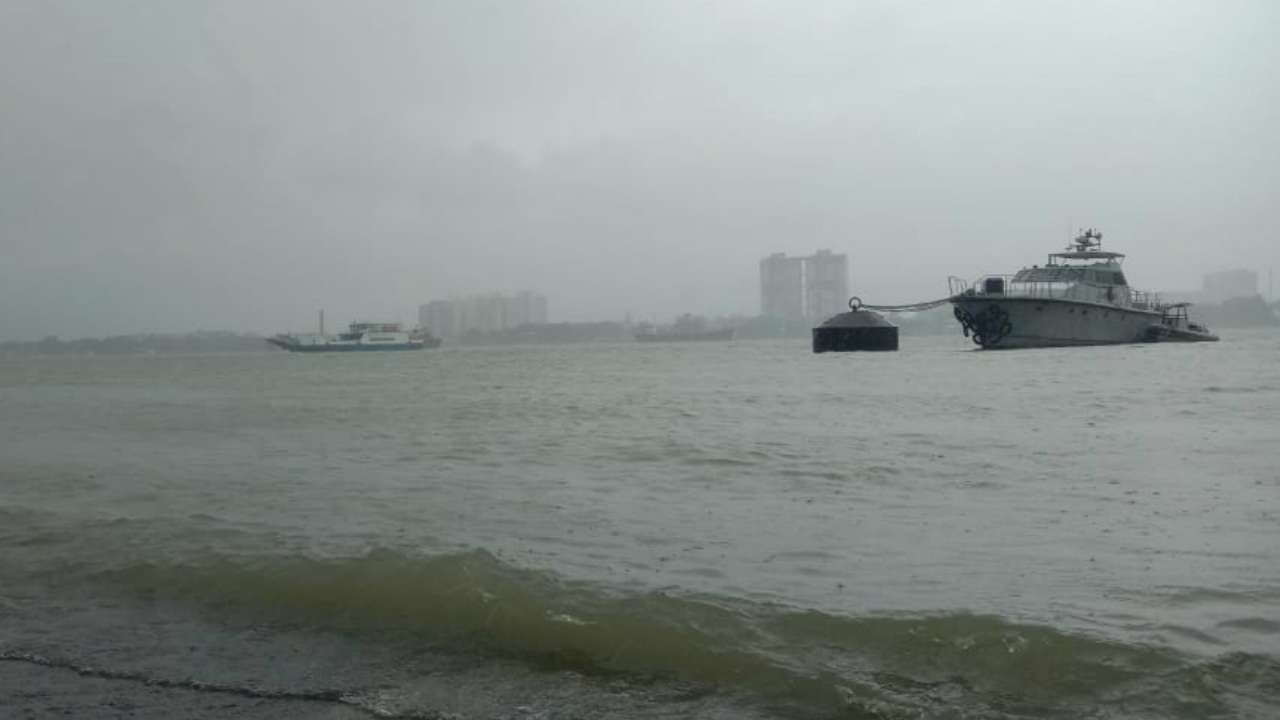 Cyclone Amphan made landfall between Digha in West Bengal and Hatiya island in Bangladesh, visuals from Kolkata