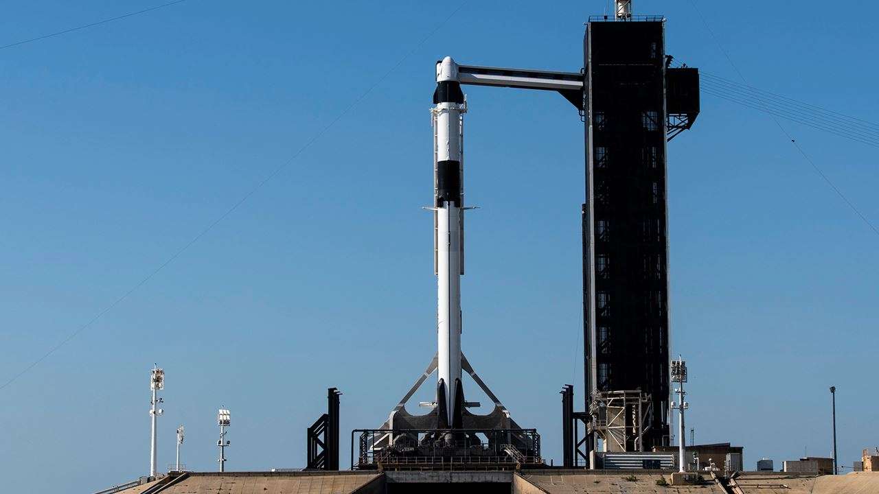 spacex falcon 9 rocket launch nasa