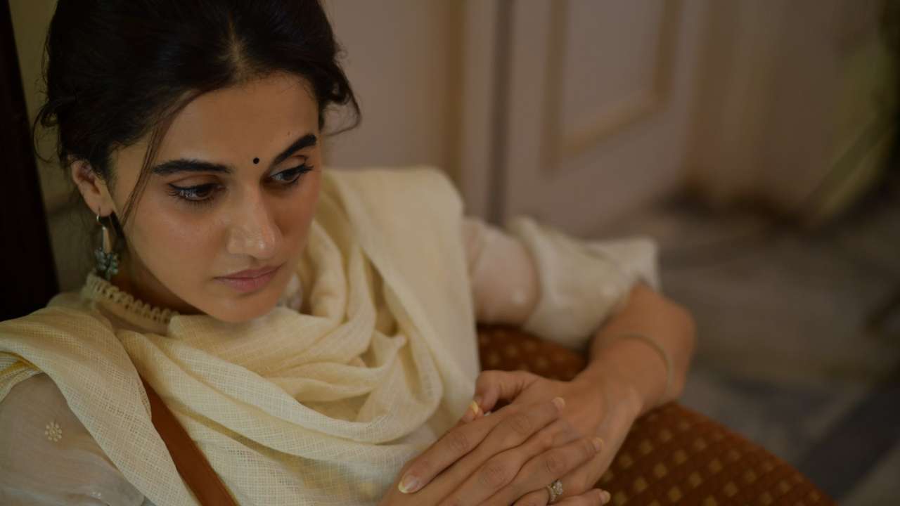 'A void that will stay forever': Taapsee Pannu mourns the death of her 'Biji', see pic 